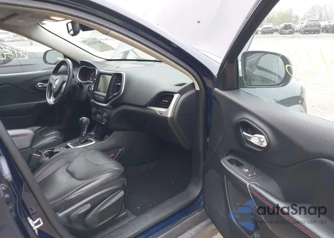 2015 Jeep Cherokee Trailhawk из США, поврежденный, VIN 1C4PJMBS5FW623654